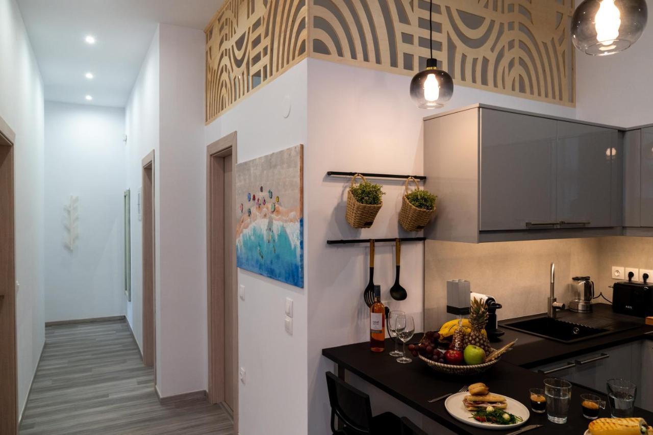 Central Suites Aegina 2 Екстериор снимка