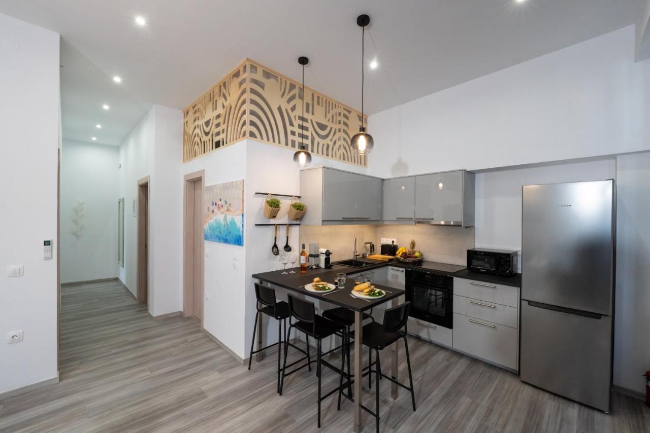 Central Suites Aegina 2 Екстериор снимка